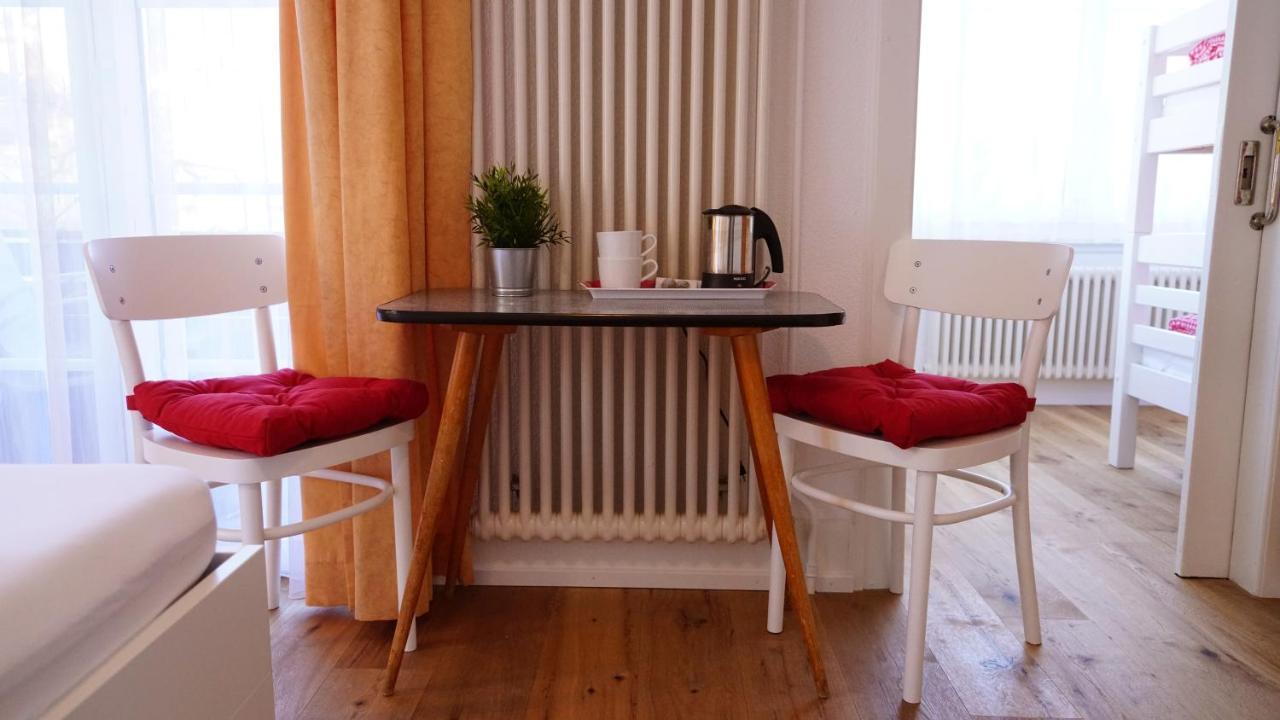 Adventure Guesthouse Interlaken Unterseen Экстерьер фото